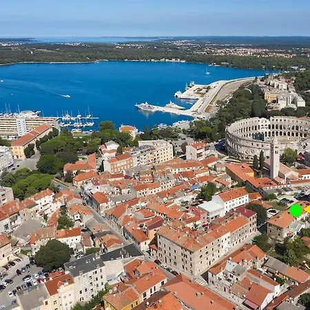 Luxury Sv.anton Apartamento Pula